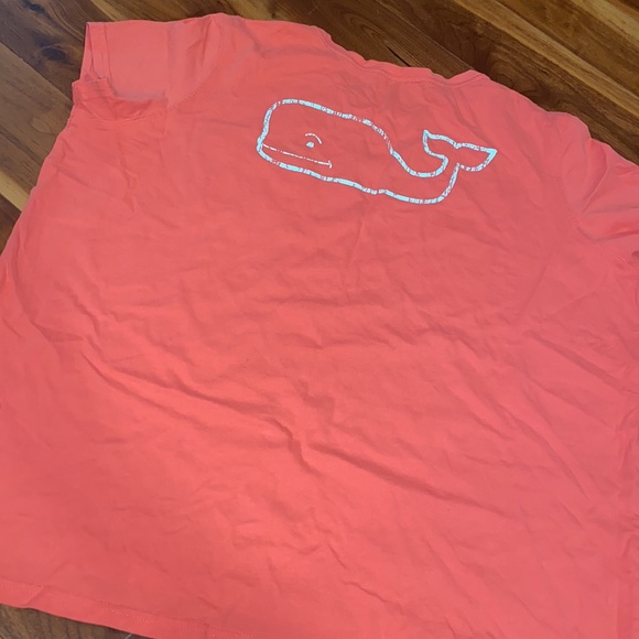 Vineyard Vines Relaxed Tee - Picture 2 of 3
